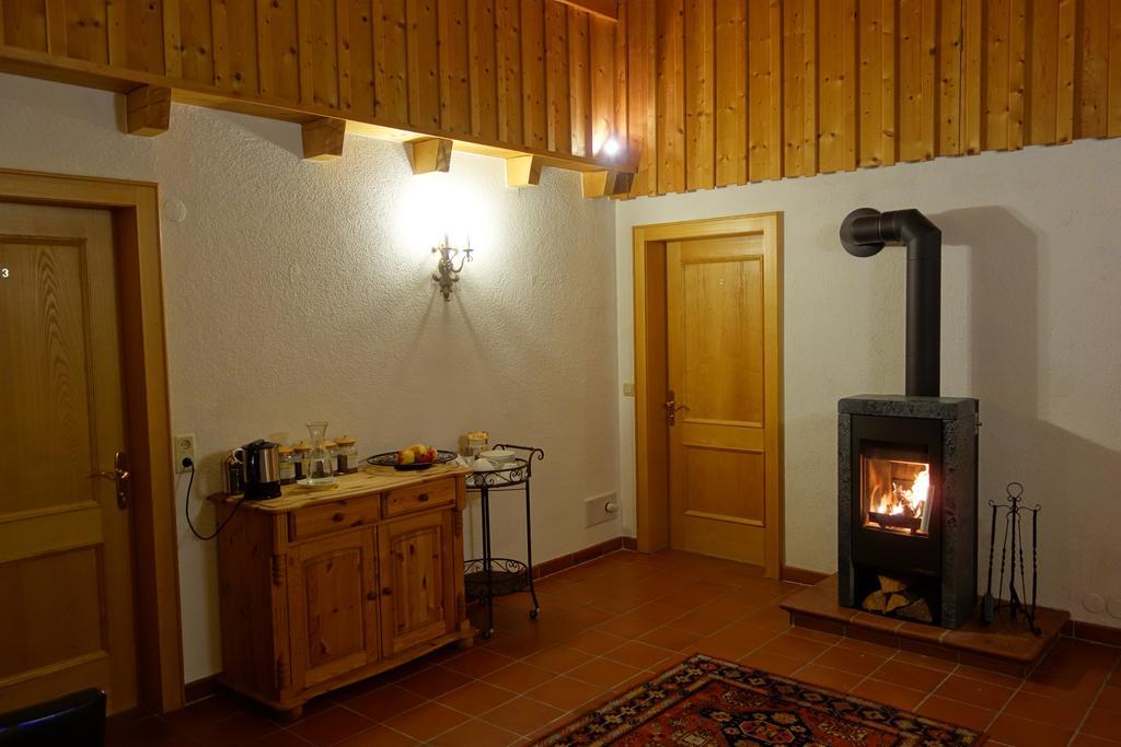 Ferienwohnungen Pension Sonnblick Krumbach  Eksteriør bilde